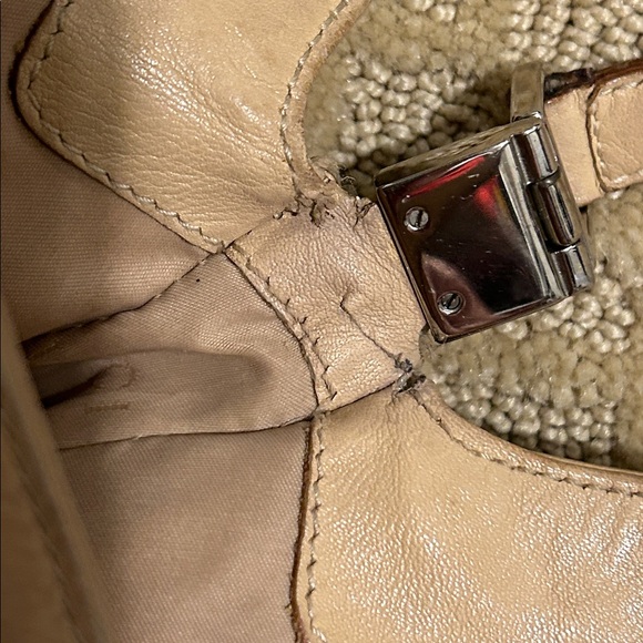 Gucci Jackie Piston Lock Tan Leather Shoulder Bag - Picture 14 of 15